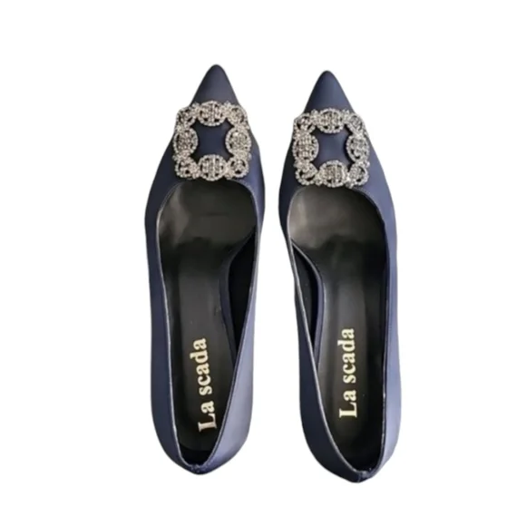 LA SCADA Navy Satin Pumps 37 7 Heels Jeweled Brooch Pointy Toe Euro Luxe - Picture 3 of 16